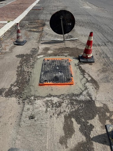Borgosesia, il Comune fa il punto sulle asfaltature: interventi in corso in diverse vie Borgosesia, il Comune fa il punto sulle asfaltature: interventi in corso in diverse vie