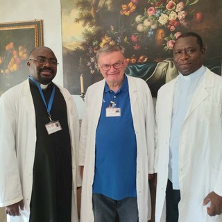 Ospedale Sant’Andrea, ad agosto arriva don Gilbert Damba per l’assistenza spirituale