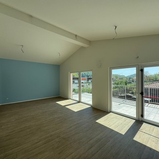 Quarona, sopralluogo al nuovo asilo di Doccio: il polo 0-6 anni si avvicina al traguardo