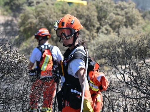 Volontari del Corpo AIB Piemonte in missione antincendio in Italia e all'estero Volontari del Corpo AIB Piemonte in missione antincendio in Italia e all'estero