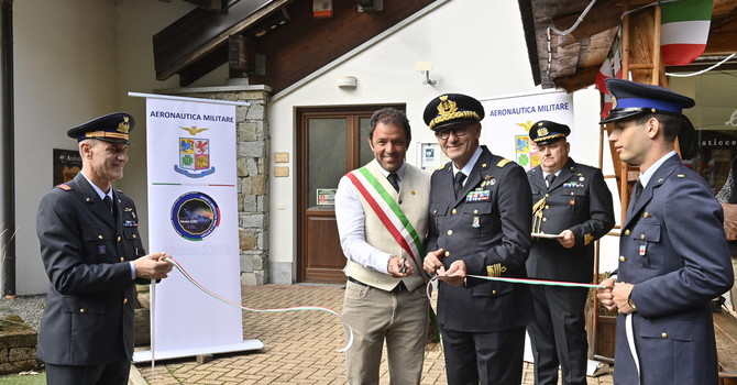 Alagna, l’Aeronautica Militare inaugura il Villaggio Sanitario: sette specialità mediche al servizio dei cittadini Alagna, l’Aeronautica Militare inaugura il Villaggio Sanitario: sette specialità mediche al servizio dei cittadini