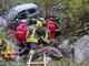 Auto precipita in un dirupo a Varallo: anziano salvato dai Vigili del Fuoc