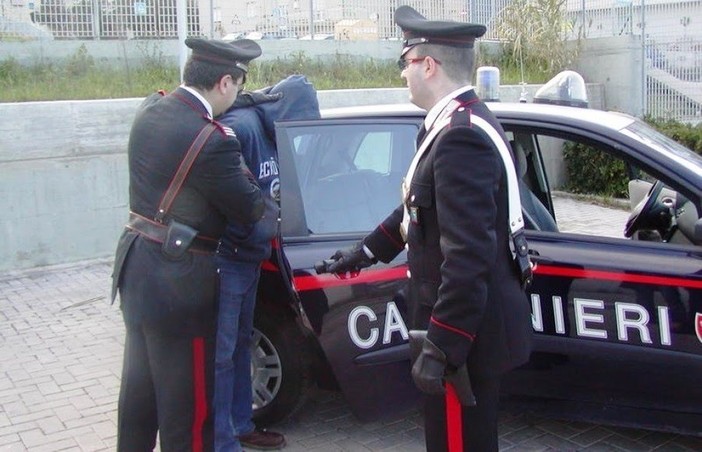 Tenta di rubare un’auto a Cavaglià ma viene bloccato dai Carabinieri (foto di repertorio)