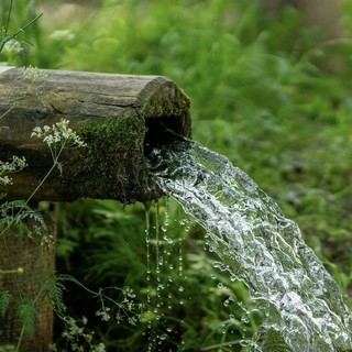 Vercelli: Acqua, stop agli usi non essenziali Vercelli: Acqua, stop agli usi non essenziali
