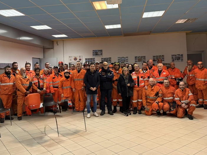 Due giornate per il volontariato: AIB in esercitazione a Gattinara e Vita Più celebra i suoi associati Due giornate per il volontariato: AIB in esercitazione a Gattinara e Vita Più celebra i suoi associati