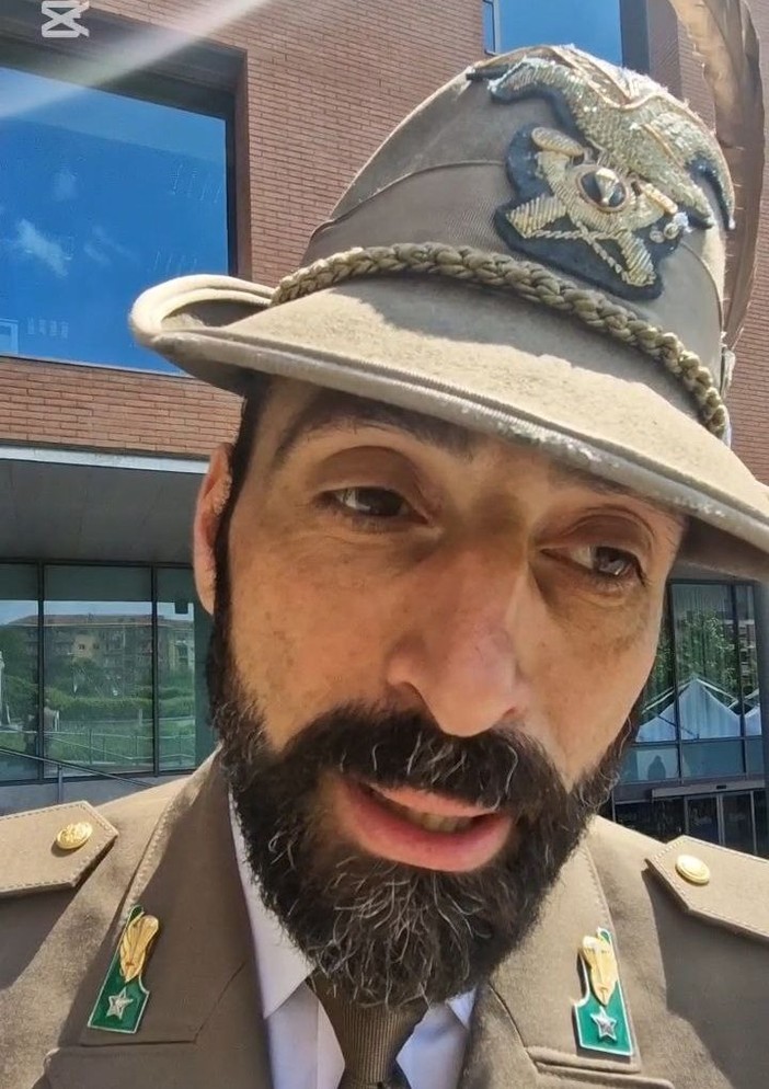 Andrea Adorno a Biella per l'Adunata: Medaglia d'Oro al Valor Militare, ha salvato i suoi commilitoni in Afghanistan VIDEO