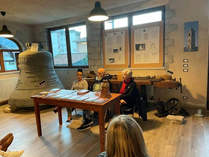 Valduggia, al Museo Mazzola la presentazione di “All’ombra del Sacro Monte” Valduggia, al Museo Mazzola la presentazione di “All’ombra del Sacro Monte”