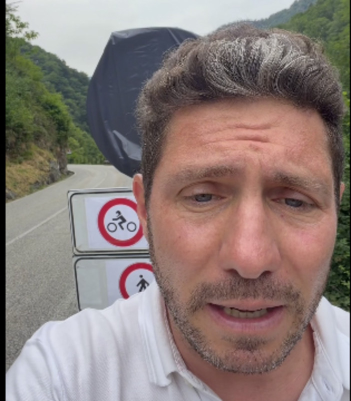 Incendi in Valsesia, Pietrasanta: "Situazione critica a Cravagliana. Evitare di salire in Val Mastallone" Incendi in Valsesia, Pietrasanta: "Situazione critica a Cravagliana. Evitare di salire in Val Mastallone"