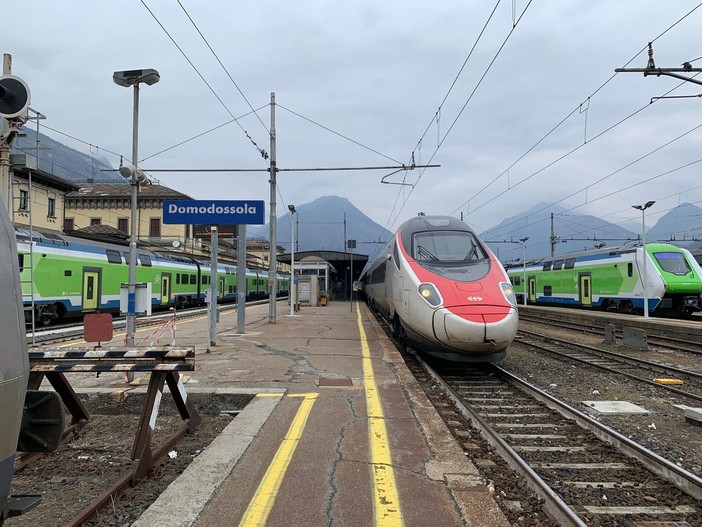 Ottobre nero per chi viaggia in treno: circolazione sospesa per tre fine settimana