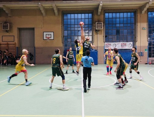 Barberi Valsesia Basket-Spartans: conquistato l'ultimo turno playoff a Varese