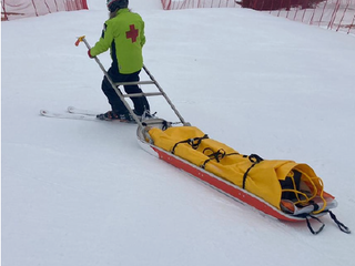 Soccorso Piste Bielmonte: 50 anni di volontariato e sicurezza sulle piste da sci Soccorso Piste Bielmonte: 50 anni di volontariato e sicurezza sulle piste da sci