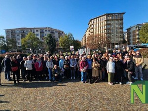 Da Novara alla scoperta del Biellese, in molti sul Ben Cüncià Express con assaggi di polenta concia (servizio di Mauro Benedetti per newsbiella.it) Da Novara alla scoperta del Biellese, in molti sul Ben Cüncià Express con assaggi di polenta concia (servizio di Mauro Benedetti per newsbiella.it)