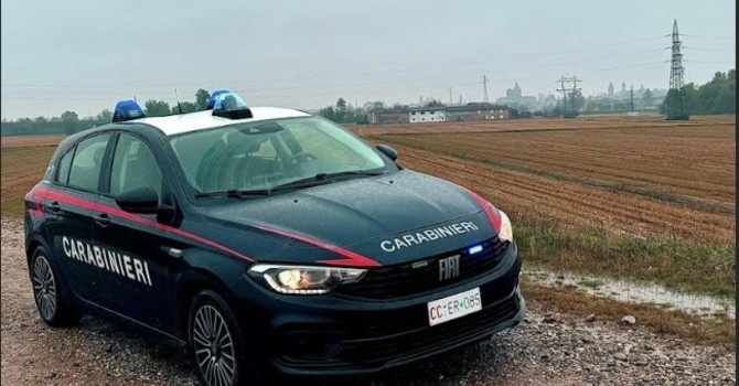 Evade dai domiciliari per andare a rubare in una ditta: arrestato