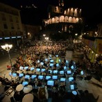 Varallo, grande successo per il Gran Galà Lirico in piazza Vittorio Emanuele II Varallo, grande successo per il Gran Galà Lirico in piazza Vittorio Emanuele II