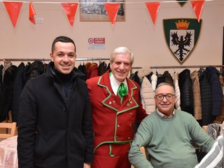 Maschere anche dalla Valsesia al carnevale del Thes a Biella