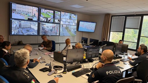 Adunata Alpini, è scattato il piano sicurezza a Genova. Controlli h24 fino a domenica sera, rafforzate pattuglie e presidi in stazioni, porto e aeroporto