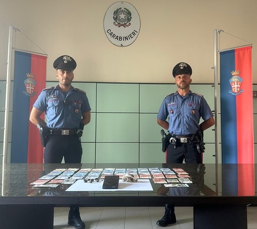Spaccio di sostanze stupefacenti: arrestato a Biella in flagranza di reato.