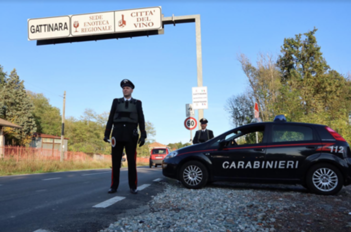 Gattinarese arrestato per maltrattamenti e violenze in famiglia