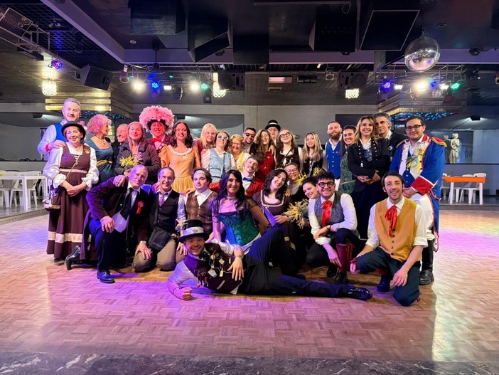 Si chiude il Carnevale valduggese 2026: applausi per Re Zors e Marjin Si chiude il Carnevale valduggese 2026: applausi per Re Zors e Marjin