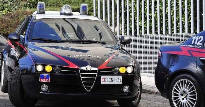 Minacce sui social con le armi in mano, scoperto arsenale clandestino in Valsessera (foto di repertorio)