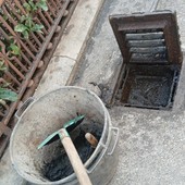 Quarona, manutenzione delle caditoie: pulizia di tombini e griglie su tutto il territorio