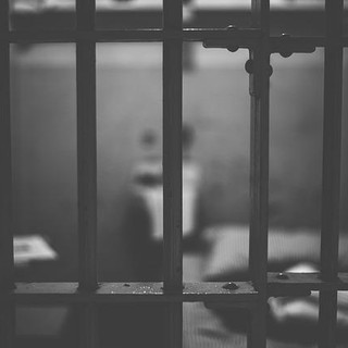 Tensione nel carcere di Asti: due aggressioni agli agenti