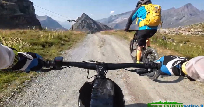 Alagna, il cicloturismo cresce e sale fino al Passo dei Salati VIDEO di Finatti e Benedetti per valsesianotizie.it Alagna, il cicloturismo cresce e sale fino al Passo dei Salati VIDEO di Finatti e Benedetti per valsesianotizie.it
