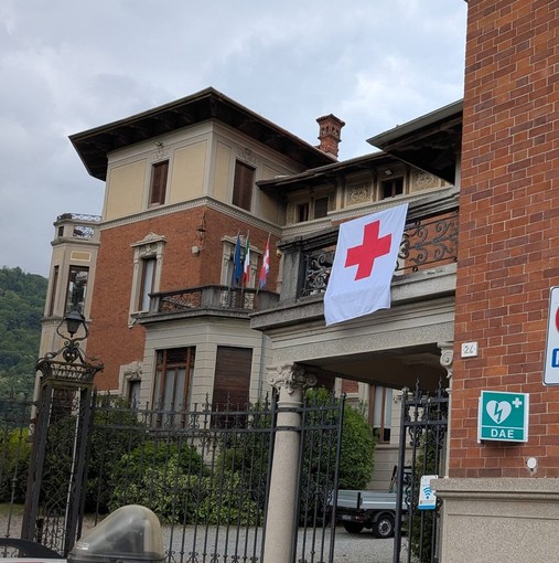 I Comuni di Valsesia e Valsessera espongono la bandiera della Croce Rossa I Comuni di Valsesia e Valsessera espongono la bandiera della Croce Rossa