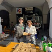 Gattinara, gli Alpini protagonisti della tradizionale castagnata Gattinara, gli Alpini protagonisti della tradizionale castagnata