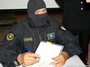 Morto il ‘Comandante Alfa’, tra i fondatori del Gis Carabinieri Morto il ‘Comandante Alfa’, tra i fondatori del Gis Carabinieri