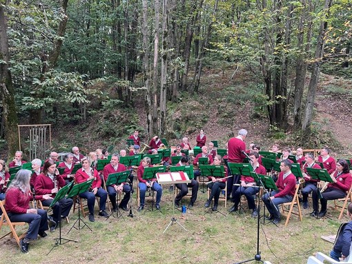 Torna in Valsessera il concerto tra i boschi del Rifugio Moglietti (foto di repertorio di Ermanno Orsi)