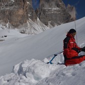 Per gli sciatori: I Carabinieri informano sui pericoli valanghe e invitano alla prudenza