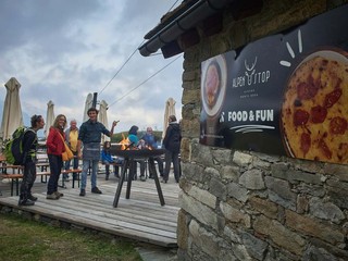 Alagna, due ultime serate sotto le stelle con le cene in quota a Pianalunga Alagna, due ultime serate sotto le stelle con le cene in quota a Pianalunga