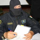 Morto il ‘Comandante Alfa’, tra i fondatori del Gis Carabinieri - foto newsbiella.it Morto il ‘Comandante Alfa’, tra i fondatori del Gis Carabinieri - foto newsbiella.it