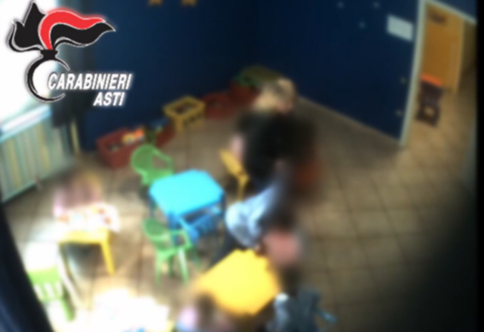 Dal Nord-ovest, violenze e insulti razzisti in un asilo di Asti: sospese due educatrici.