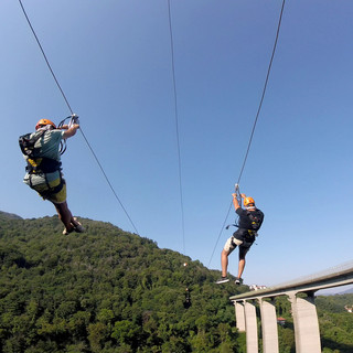 A due passi da casa c’è un mondo di avventura, Diagoline inaugura la Colossus Zipline e rilancia il turismo nelle Alpi biellesi FOTO
