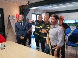 Incendi in Valsesia, roghi non ancora estinti dopo la pioggia: situazione stabile e sotto controllo