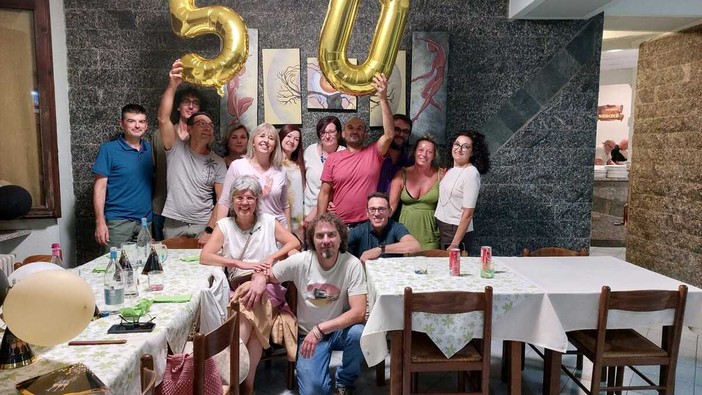 I coscritti del ‘76 si ritrovano a Coggiola per festeggiare i primi 50 anni I coscritti del ‘76 si ritrovano a Coggiola per festeggiare i primi 50 anni