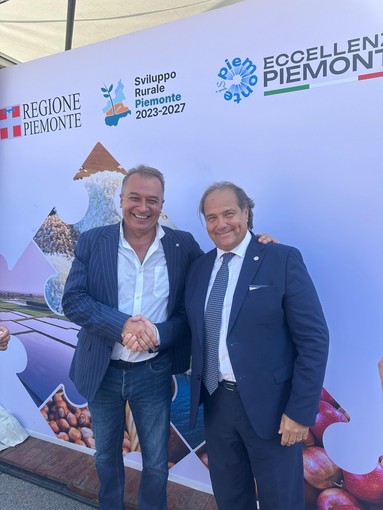 Turismo, incontro tra Piemonte e Liguria a Cheese: “A metà ottobre il protocollo per le ciclovie” Turismo, incontro tra Piemonte e Liguria a Cheese: “A metà ottobre il protocollo per le ciclovie”