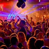 Sovraffollato la vigilia di Capodanno e risse a Natale: il Questore chiude la discoteca di Sestriere [VIDEO]