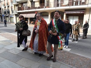 A Quarona la Domenica delle Palme riunisce la comunità tra processione, musica e preghiera A Quarona la Domenica delle Palme riunisce la comunità tra processione, musica e preghiera
