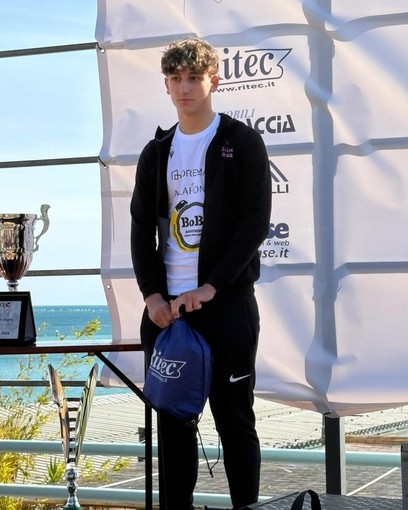 Romagnano Sesia, congratulazioni del Comune alla società ciclistica Dal Riso al Rosa dopo il risultato alla Coppa Città di Genova Romagnano Sesia, congratulazioni del Comune alla società ciclistica Dal Riso al Rosa dopo il risultato alla Coppa Città di Genova