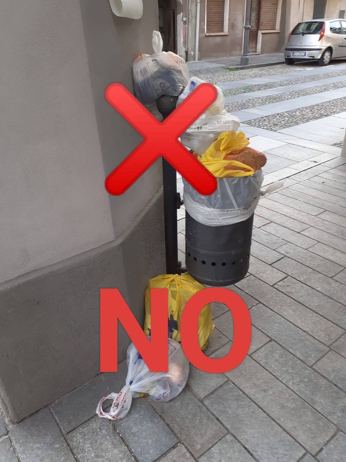 Gattinara, rifiuti nei cestini del centro storico: l’allarme del Comitato SalvAmbiente sul decoro urbano Gattinara, rifiuti nei cestini del centro storico: l’allarme del Comitato SalvAmbiente sul decoro urbano
