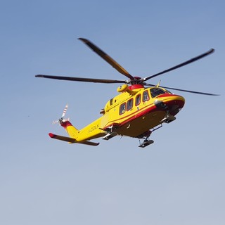 Grave incidente stradale sulla Panoramica Zegna, ferito un ciclista: arrivato anche l'elisoccorso (foto di repertorio)
