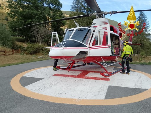 Uomo disperso in Alta Valsessera: in azione l'elicottero Drago dei Vigili del Fuoco - Foto di repertorio.