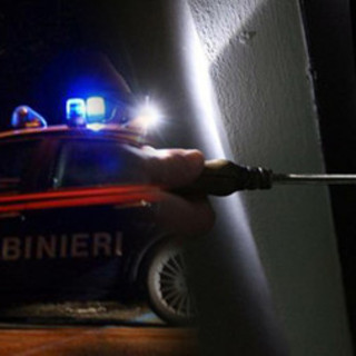 Valdilana, i ladri tentano il colpo a Soprana ma fuggono a mani vuote (foto di repertorio)