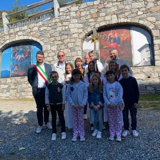 Valduggia, a Rastiglione celebrato San Michele con l’inaugurazione di un nuovo pannello nella chiesa