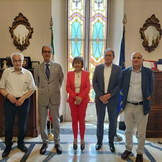 Esempi di eccellenza professionale: il Prefetto di Vercelli con i nuovi Maestri del Lavoro