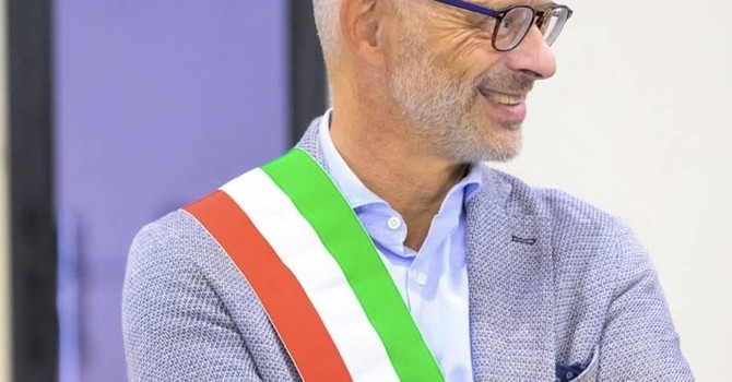 Borgosesia, il sindaco Bonaccio revoca le deleghe all’assessore Nunziata e assume il coordinamento delle Politiche sociali Borgosesia, il sindaco Bonaccio revoca le deleghe all’assessore Nunziata e assume il coordinamento delle Politiche sociali