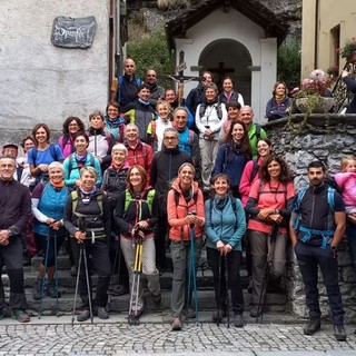 Da Rassa a Oropa, un pellegrinaggio notturno tra fede, montagna e comunità - Foto edizione 2025 Da Rassa a Oropa, un pellegrinaggio notturno tra fede, montagna e comunità - Foto edizione 2025